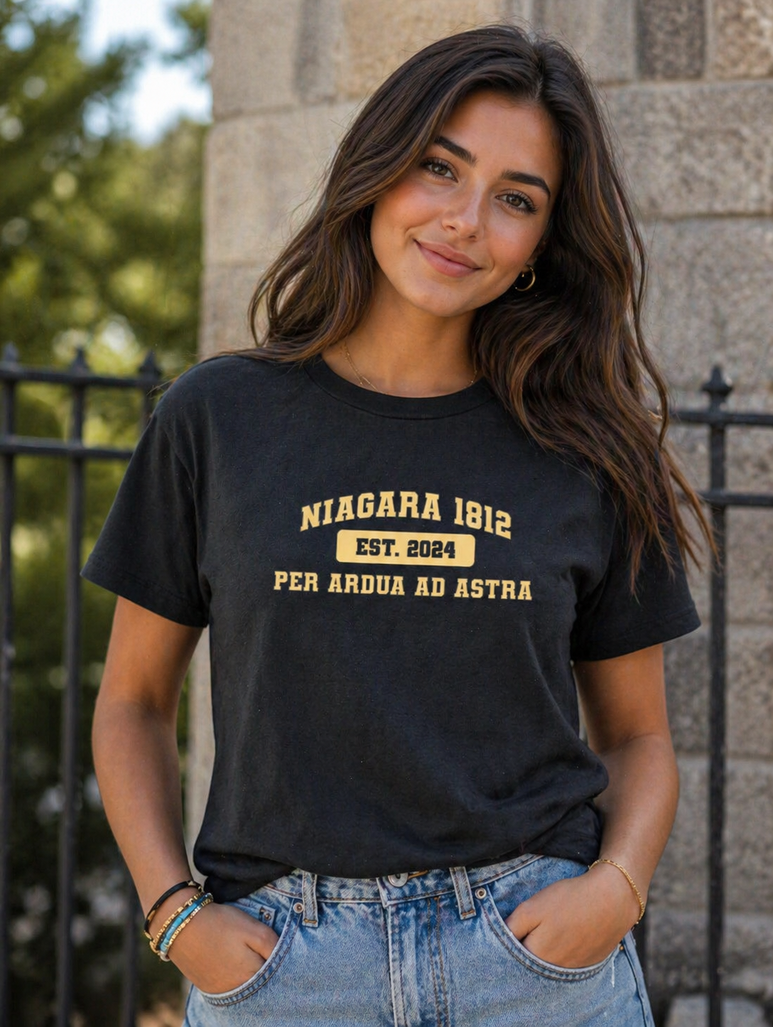 Short sleeve T-shirt with club logo